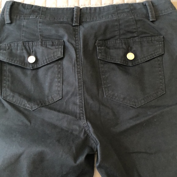 EUC - WHBM Black Slim Crop Pant - Picture 5 of 11